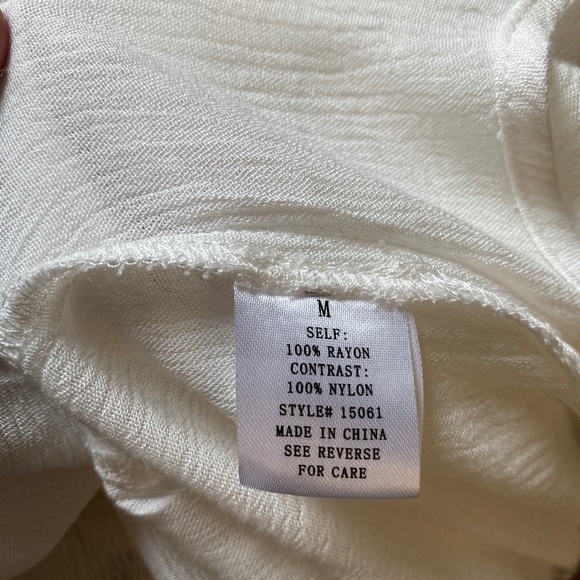 💕White Short Sleeve Cardigan - Picture 6 of 6